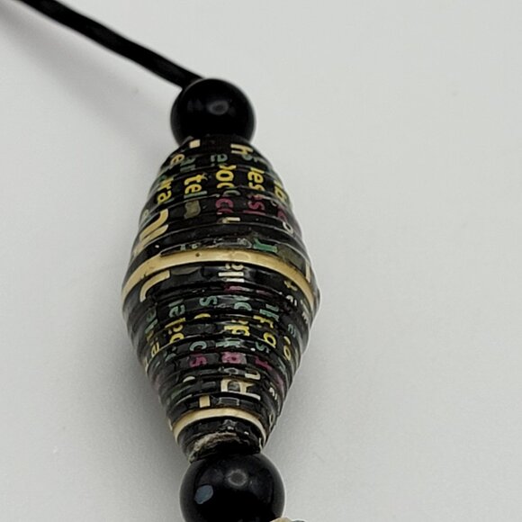 Vintage African Rolled Paper Bead Necklace 28" Green Silver Tone Lobster Clasp - Picture 2 of 9